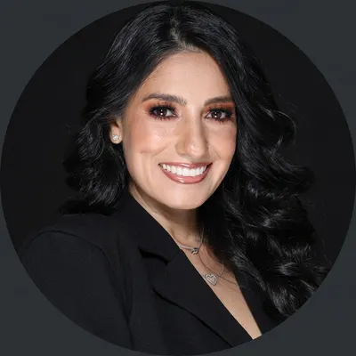 Cindy Enciso, Country Manager — Panama & Central America — Valmore Management & Staffing, Panama & Central America